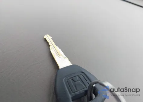 1998 Honda Accord Lx из США, поврежденный, VIN 1HGCG5646WA140767